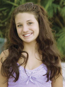Nude pics of brunettes Nude pics of brunettes