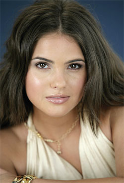Shelley Hennig of Days of Our Lives