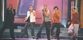 N'SYNC 'tearing up' the stage!