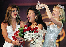 Miss America 2002 crowning photo