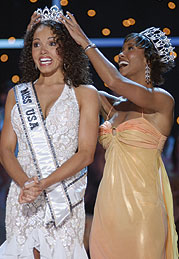 Miss USA Susie Castillo is crowned