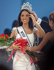 Amelia Vega Miss Universe 2003